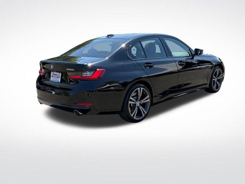 Used 2023 BMW 330i xDrive Sedan w/ Driving Assistance Package AWD/4WD image 9