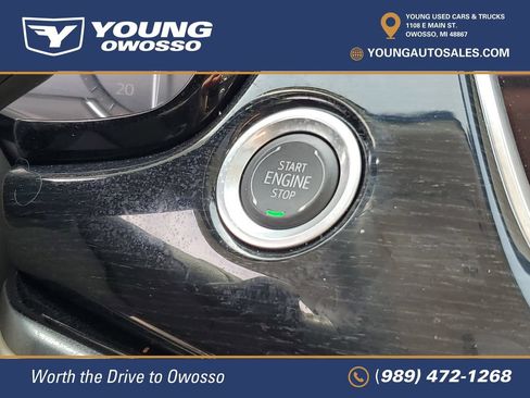 Certified 2025 Cadillac XT6 Premium Luxury w/ LPO, Floor Liner Package AWD/4WD image 16