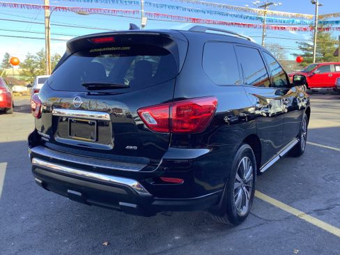 Used 2020 Nissan Pathfinder S image 7
