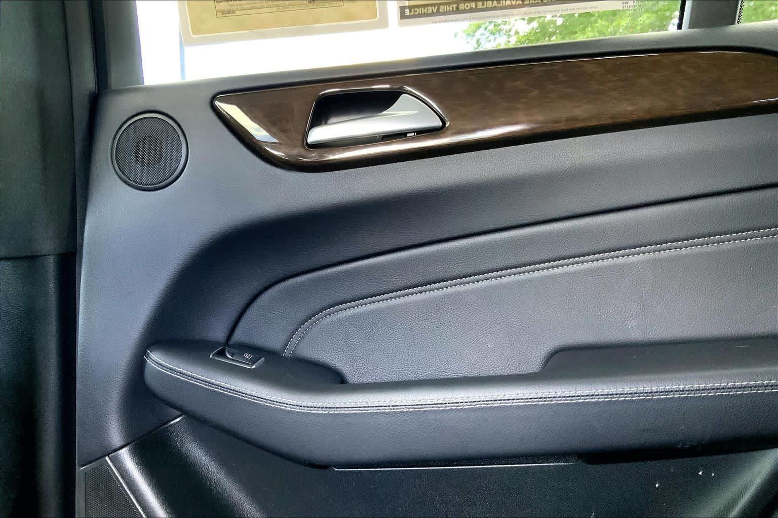 Used 2015 Mercedes-Benz ML 350 4MATIC image 36