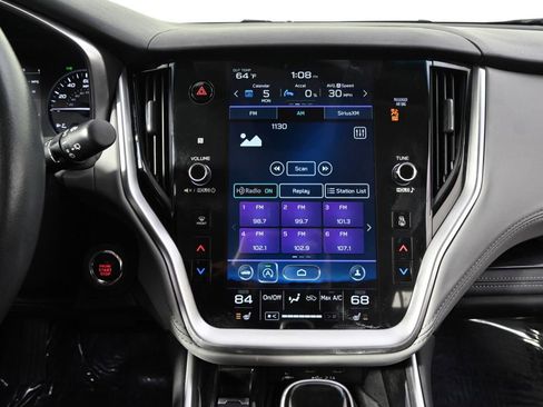 Used 2022 Subaru Outback Limited image 27
