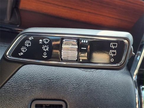 Used 2019 Lincoln Navigator Reserve w/ Cargo Package image 19