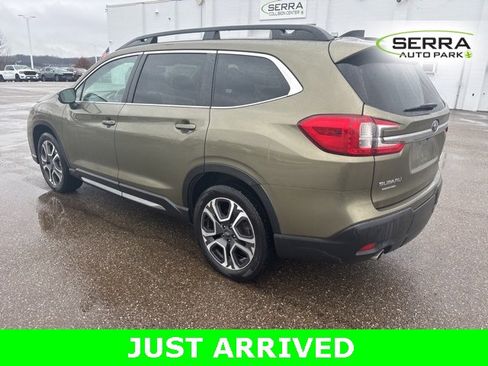 Used 2023 Subaru Ascent Limited image 4