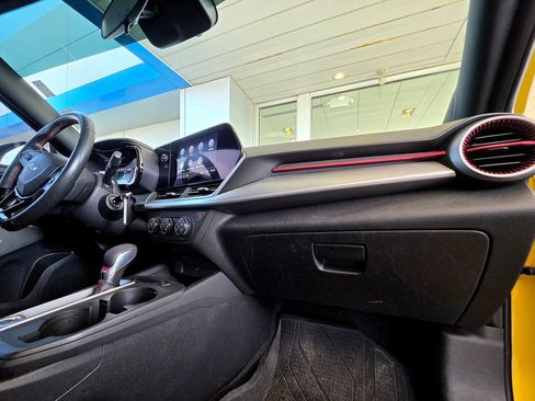 Used 2024 Chevrolet Trax RS w/ Driver Confidence Package FWD image 45