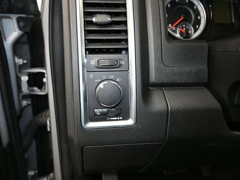 Used 2024 RAM 1500 Warlock AWD/4WD image 13