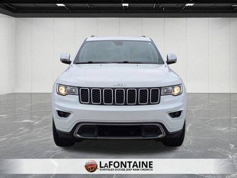 Used 2019 Jeep Grand Cherokee Limited w/ Trailer Tow Group IV image 8