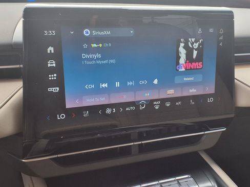 Used 2024 Lincoln Nautilus Reserve w/ Equipment Group 202A image 26