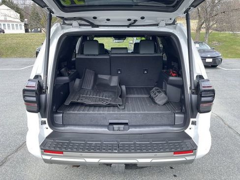 Certified 2025 Toyota 4Runner Trailhunter image 23