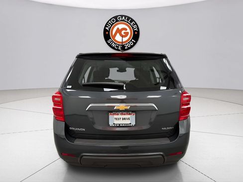 Used 2017 Chevrolet Equinox LS FWD image 4