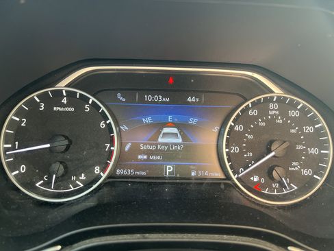 Used 2017 Nissan Maxima SR image 7