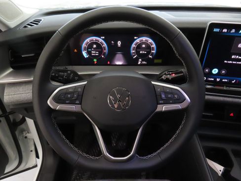 New 2025 Volkswagen Tiguan S image 16