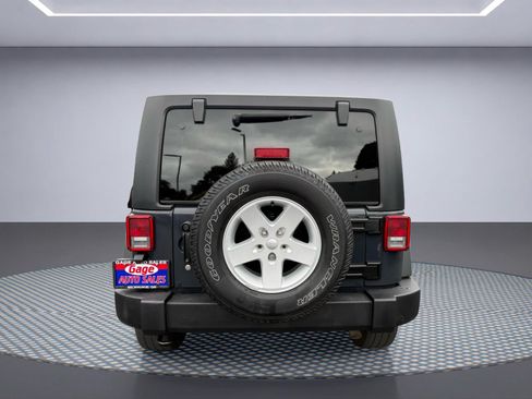Used 2016 Jeep Wrangler Sport w/ Quick Order Package 24S AWD/4WD image 5