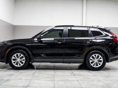 Used 2023 Honda CR-V LX image 10