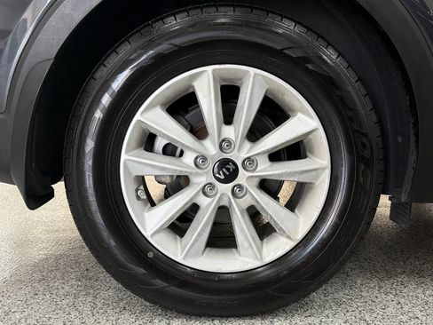 Used 2019 Kia Sorento FWD image 45