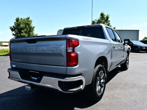 Used 2024 Chevrolet Silverado 1500 LT AWD/4WD image 6