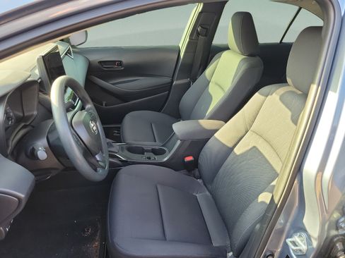 Used 2024 Toyota Corolla LE FWD image 9