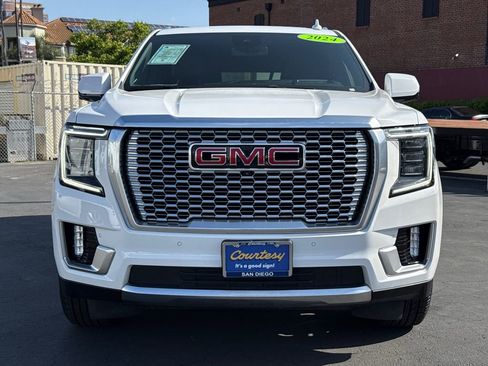 Used 2024 GMC Yukon XL Denali AWD/4WD image 4