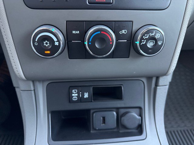 Used 2016 Chevrolet Traverse LS FWD image 21