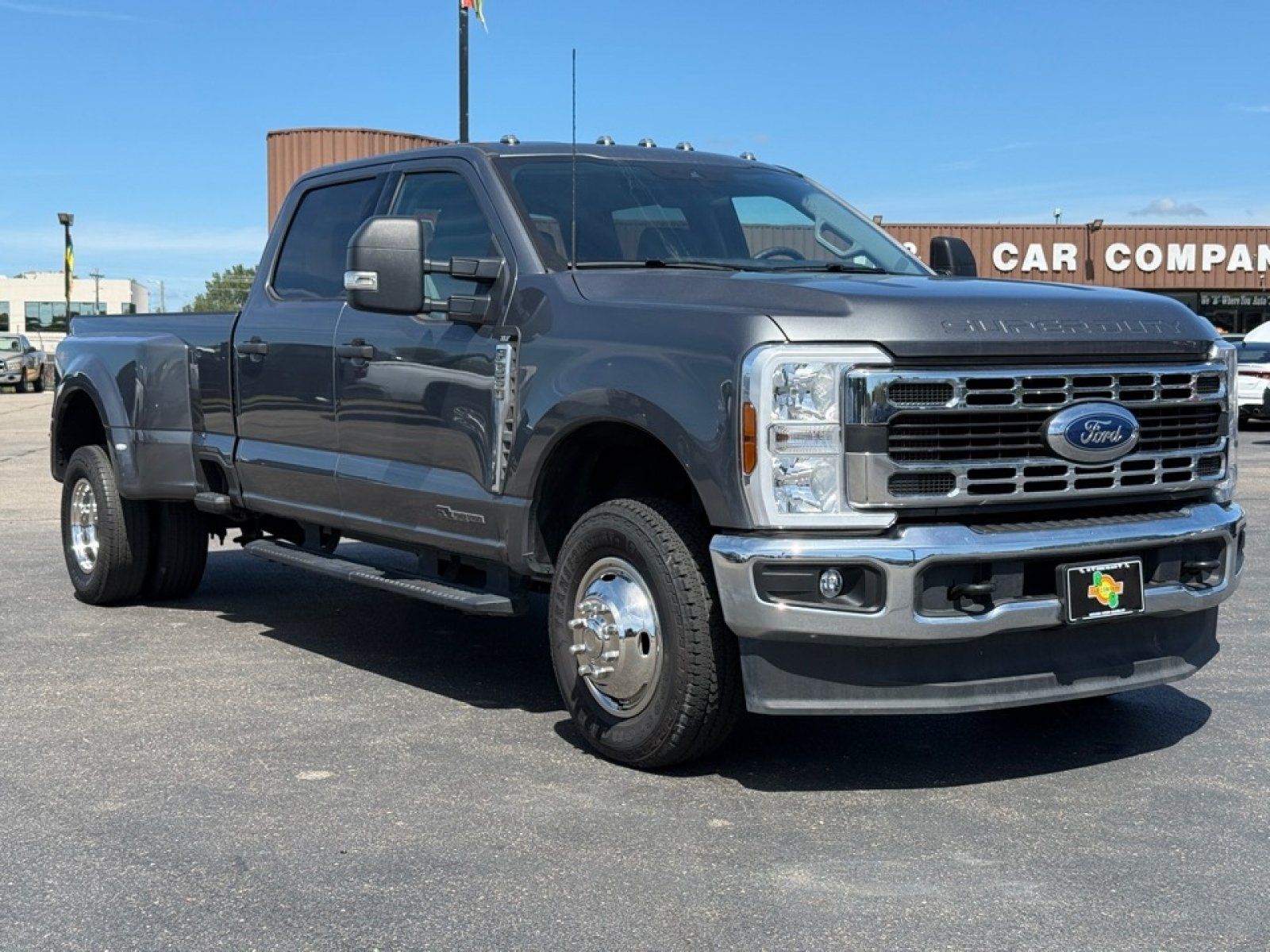 Used 2026 Ford F350 XLT AWD/4WD image 2