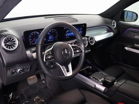 Certified 2022 Mercedes-Benz GLB 250 image 7