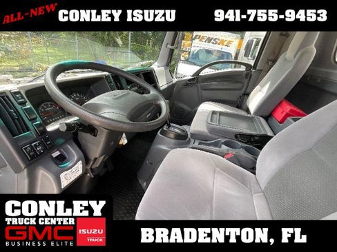 Used 2020 Isuzu NPR image 13