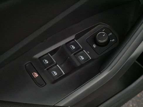 Certified 2025 Volkswagen Jetta S FWD image 19