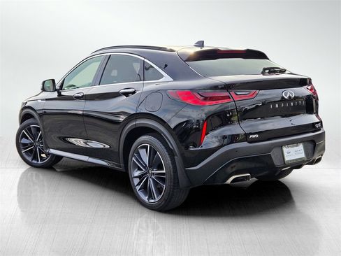 Used 2023 INFINITI QX55 Essential image 6