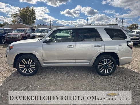 Used 2022 Toyota 4Runner Limited image 2