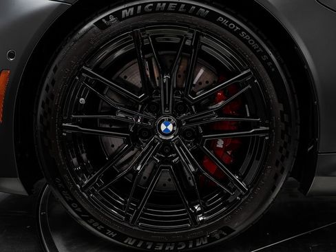 Used 2025 BMW M5 Touring AWD/4WD image 21