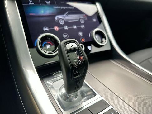 Used 2020 Land Rover Range Rover Sport HSE image 24