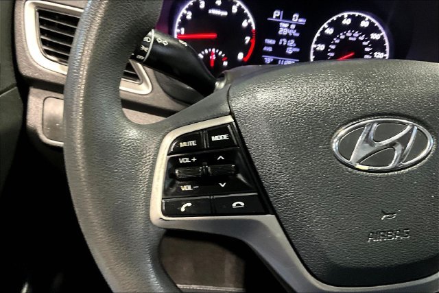 Used 2020 Hyundai Accent SE FWD image 10