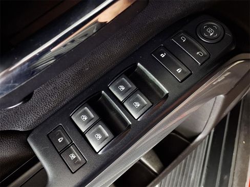 Used 2017 Chevrolet Silverado 1500 LT w/ All Star Edition image 25