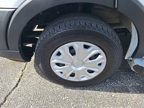Used 2024 Ford Transit 250 Low Roof w/ Exterior Upgrade Package RWD image 10