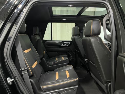 Used 2021 GMC Yukon AT4 w/ Technology Package AWD/4WD image 32