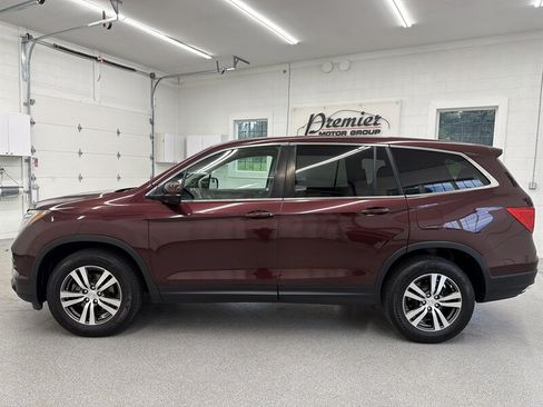 Used 2017 Honda Pilot EX-L image 8