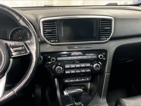 Used 2020 Kia Sportage EX w/ Option Group 15 image 18