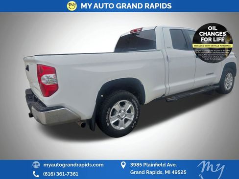 Used 2018 Toyota Tundra SR5 image 5
