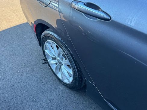 Used 2015 Chrysler 200 C FWD image 11