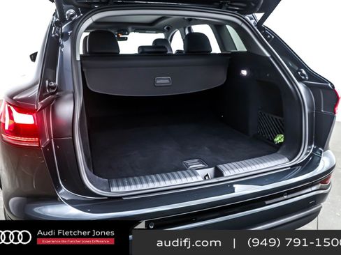 Used 2025 Audi Q6 e-tron Premium w/ Convenience Package image 23