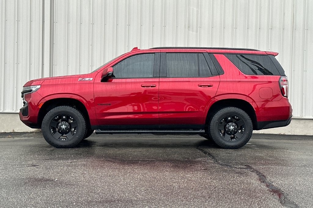 Used 2023 Chevrolet Tahoe Z71 w/ Luxury Package AWD/4WD image 15