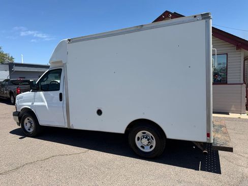 Used 2020 Chevrolet Express 3500 w/ Power Convenience Package RWD image 6