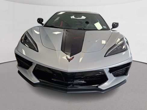 Used 2023 Chevrolet Corvette Stingray Premium Cpe w/ Z51 Performance Package RWD image 3