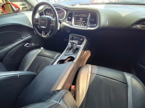 Used 2015 Dodge Challenger SXT Plus w/ Driver Convenience Group RWD image 35