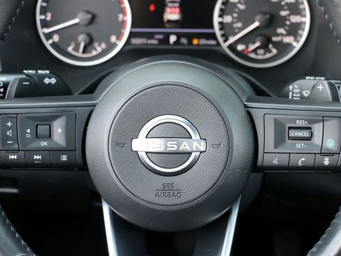 Used 2024 Nissan Rogue SV w/ SV Premium Package AWD/4WD image 24