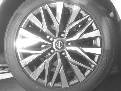 Used 2025 Nissan Altima 2.5 SV FWD image 15