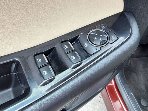 Used 2015 Ford Edge SEL w/ Equipment Group 201A FWD image 19