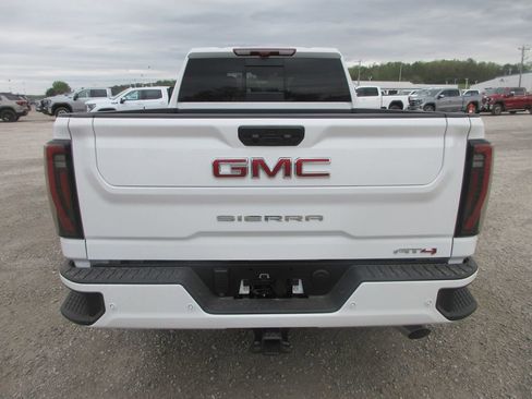 New 2026 GMC Sierra 2500 AT4 w/ AT4 Premium Plus Package image 5