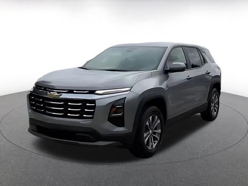 Used 2025 Chevrolet Equinox LT FWD image 7