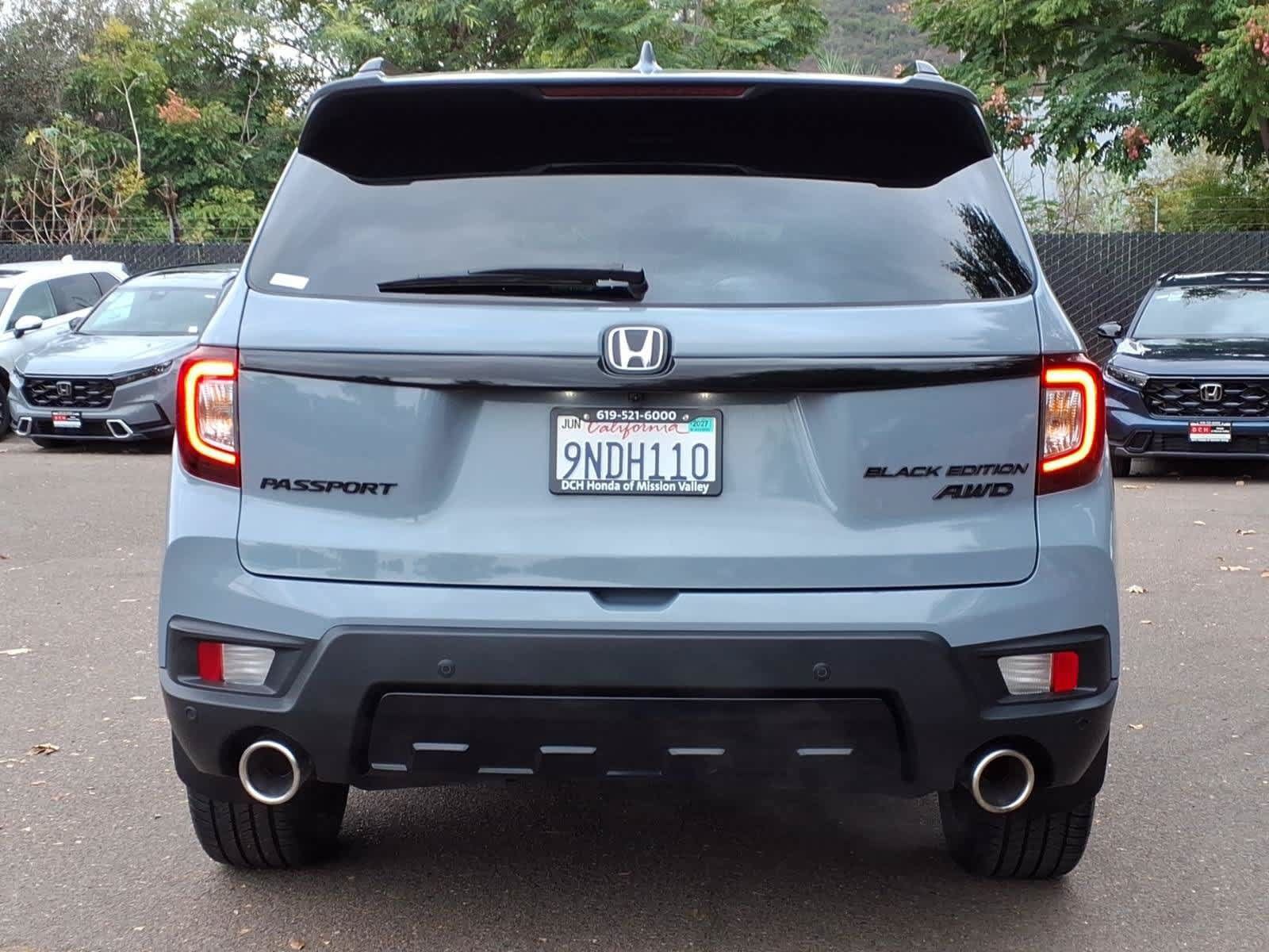 Used 2024 Honda Passport Black Edition image 5