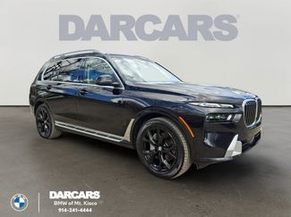 Certified 2025 BMW X7 xDrive40i AWD/4WD video 1